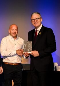 E5c9cfb3 f45a 4114 9a93 7cc3dd26c554